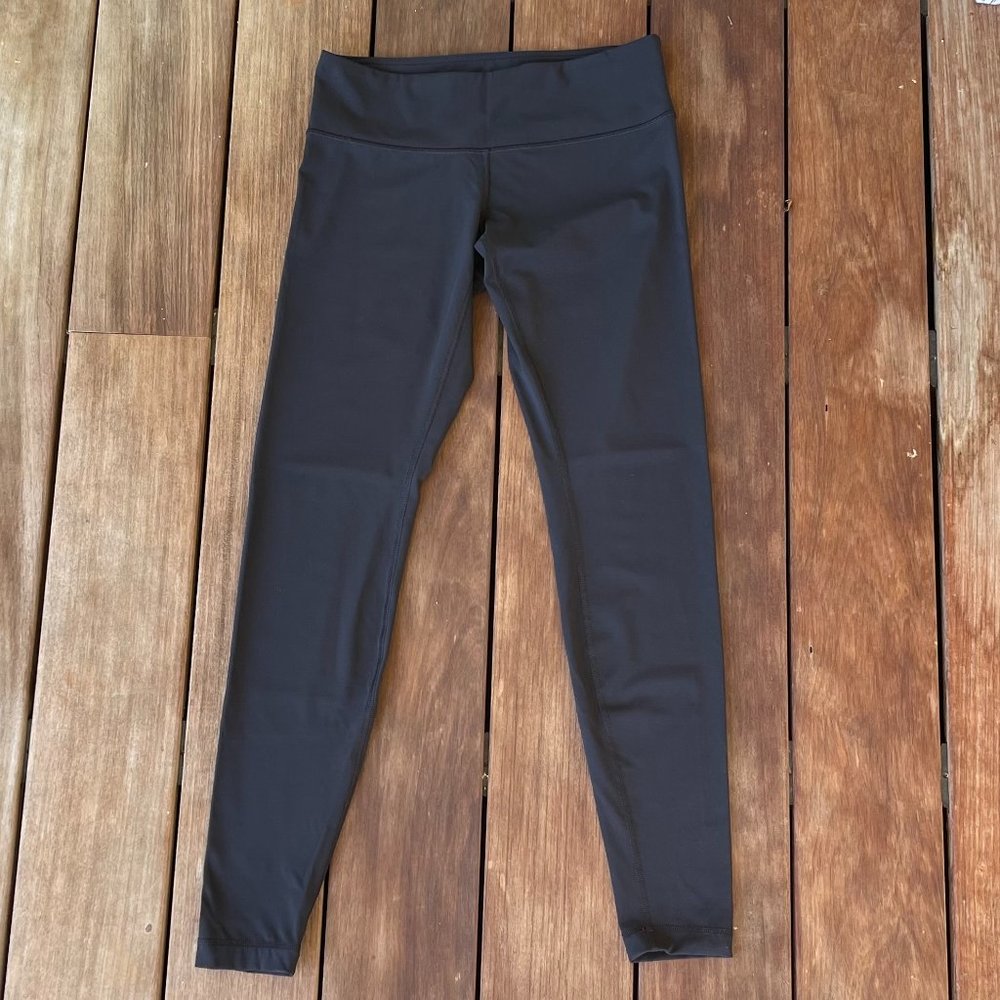 Lululemon black leggings